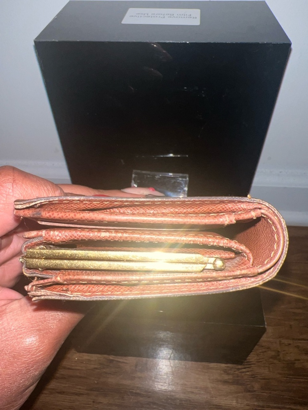 Louis Vuitton Monogram Canvas Wallet with Kisslock - Picture 7 of 14
